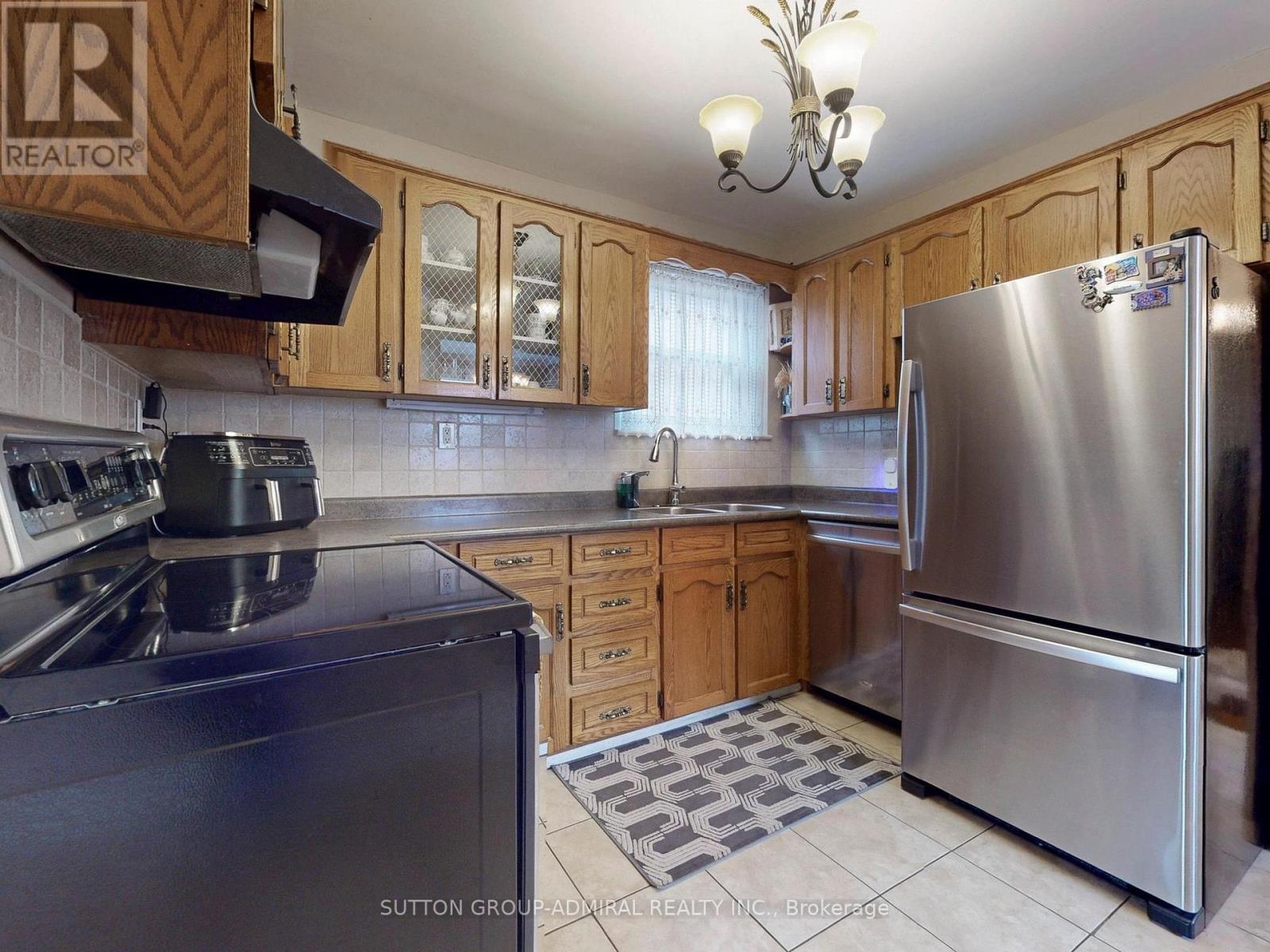 293 Kane Avenue, Toronto (Keelesdale-Eglinton West), Ontario  M3M 3N9 - Photo 10 - W12181114