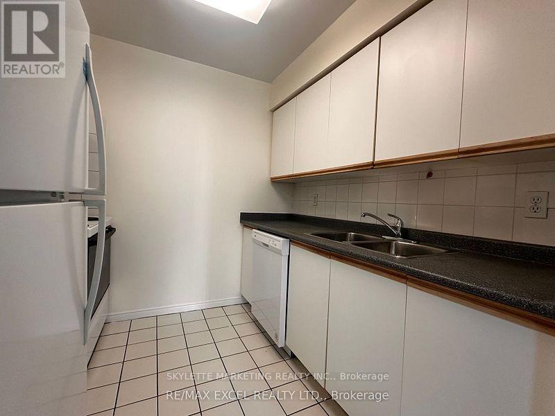1909 - 35 Empress Avenue, Toronto, Ontario  M2N 6T3 - Photo 30 - C12181241
