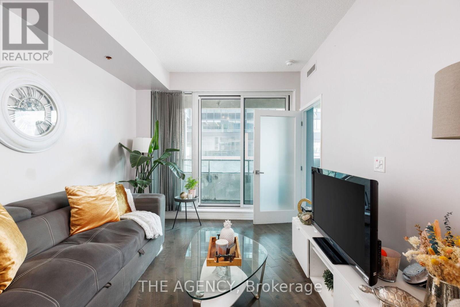 413 - 150 E Liberty Street, Toronto, Ontario  M6K 3R5 - Photo 1 - C12181253