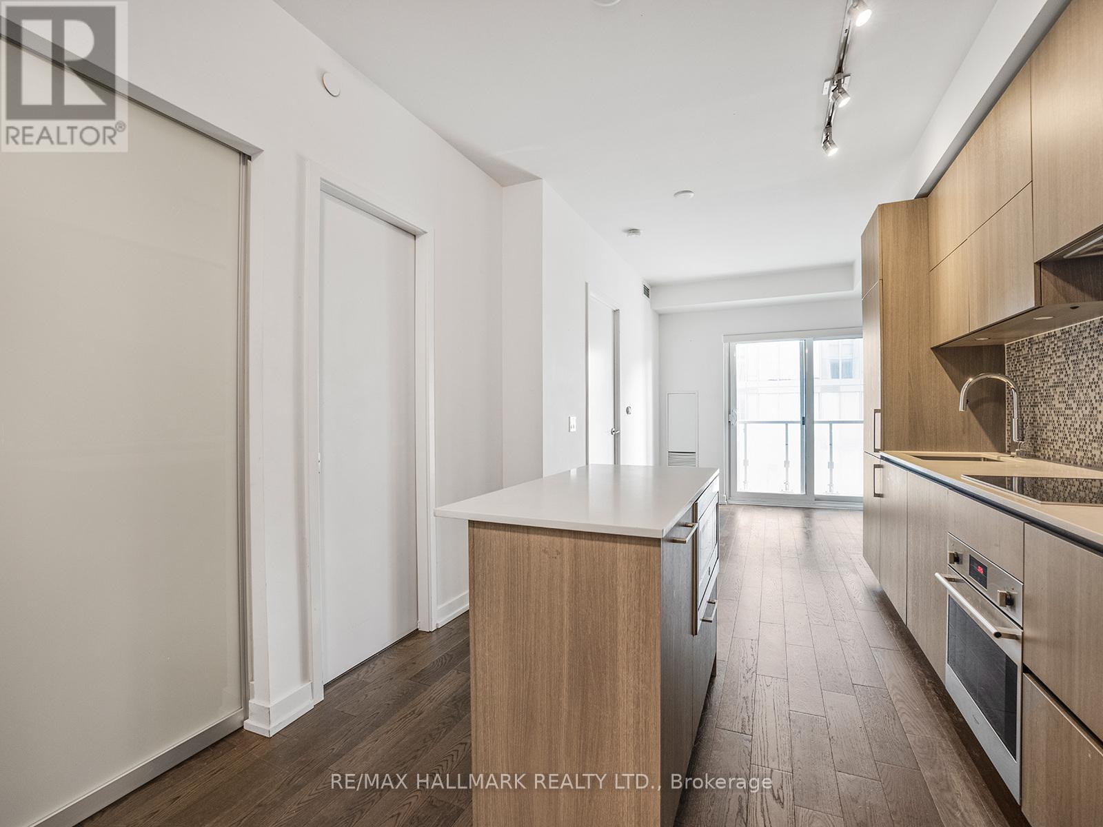 1112 - 1 Yorkville Avenue, Toronto, Ontario  M4W 1L1 - Photo 2 - C12181273