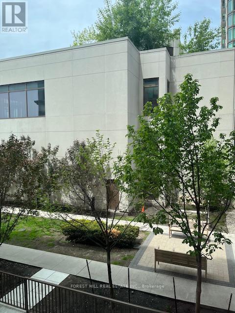 Th15 - 310 Tweedsmuir Avenue, Toronto, Ontario  M5P 2Y2 - Photo 30 - C12181282