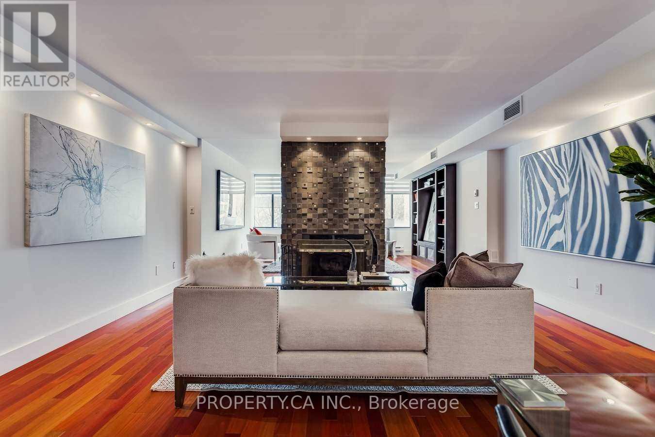 403 - 349 St Clair Avenue W, Toronto, Ontario  M5P 1N3 - Photo 17 - C12181309