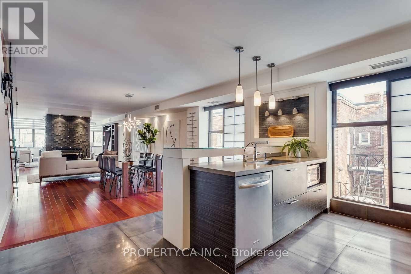 403 - 349 St Clair Avenue W, Toronto, Ontario  M5P 1N3 - Photo 8 - C12181309