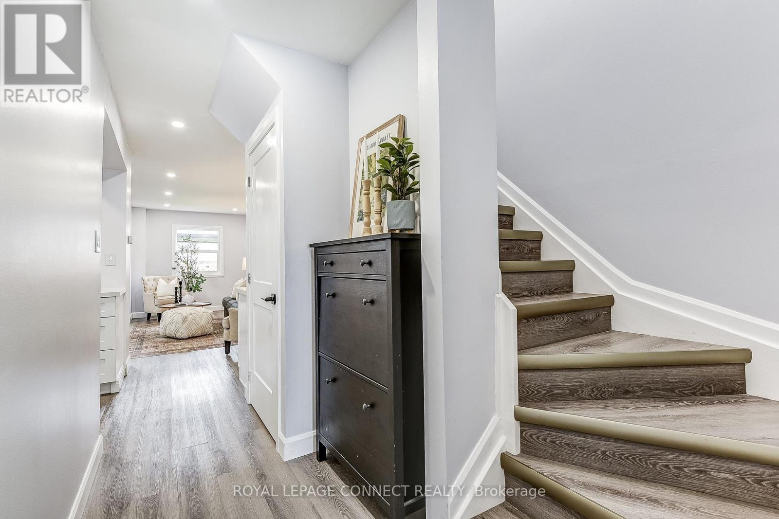 33 Wallace Drive, Whitby, Ontario  L1N 9G9 - Photo 6 - E12181161