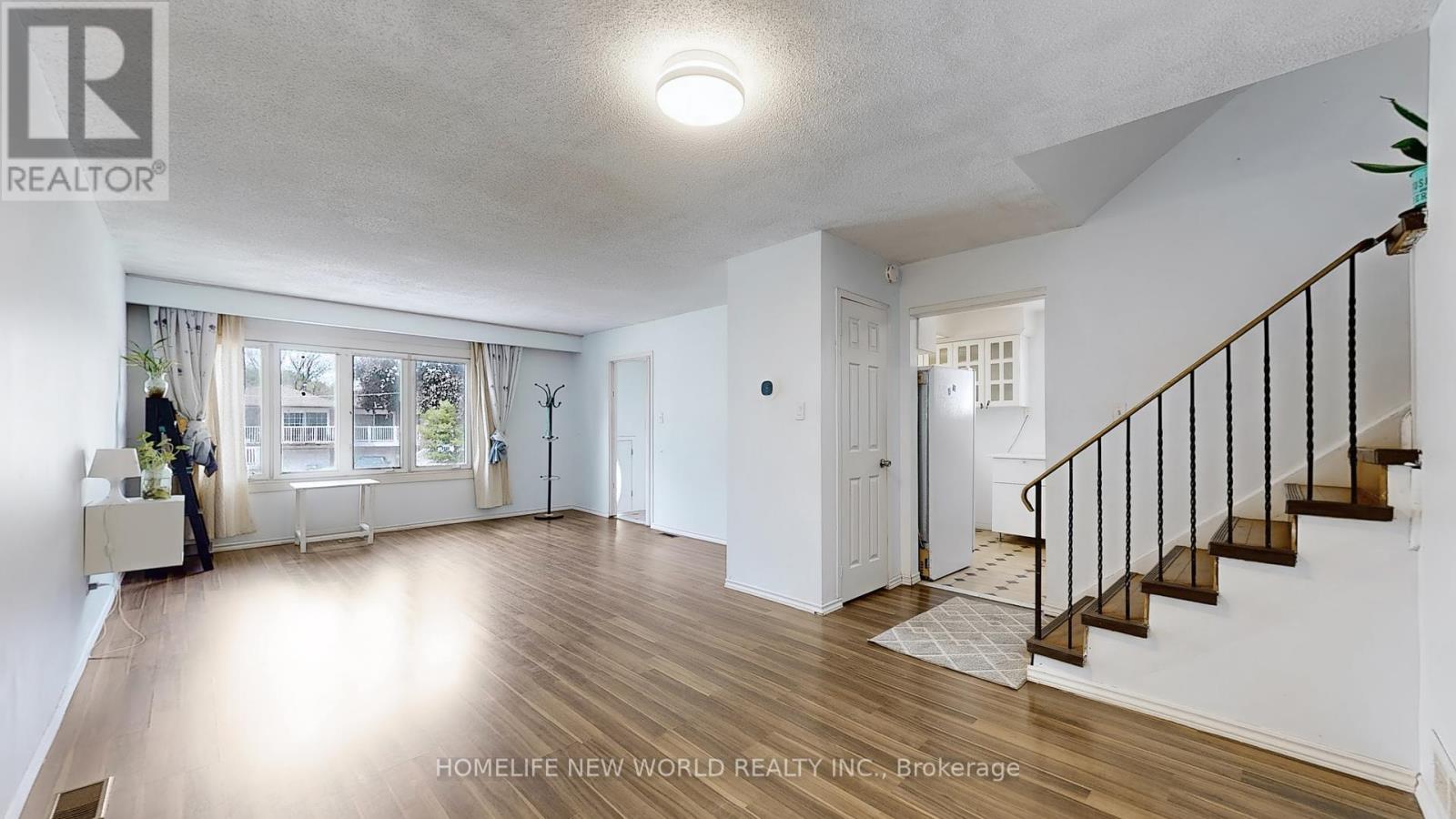 Property at 6 SNOWHILL CRESCENT image 5