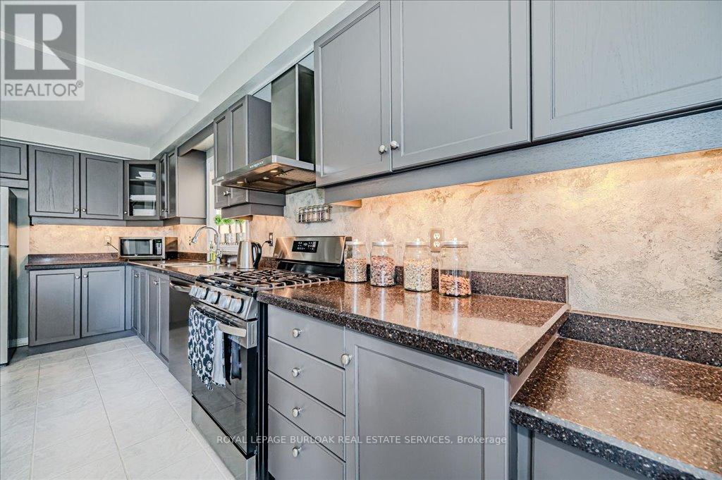 144 Riley Street, Hamilton, Ontario  L8B 0J7 - Photo 20 - X12181094