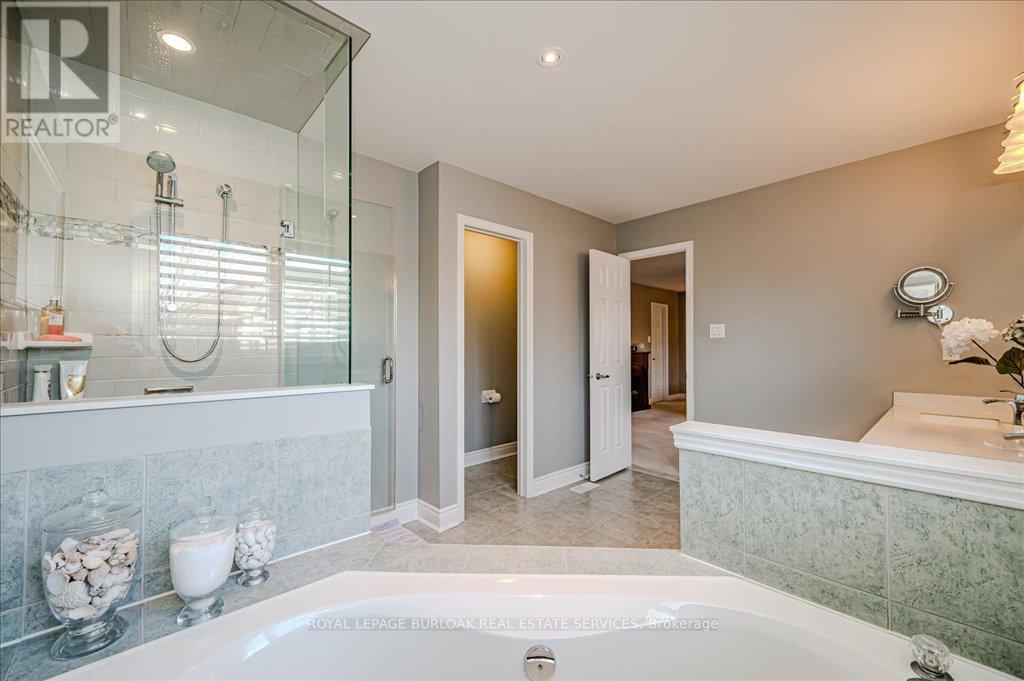 144 Riley Street, Hamilton (Waterdown), Ontario  L8B 0J7 - Photo 28 - X12181094