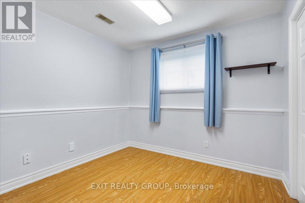 84 Parkview Heights, Quinte West, Ontario K8V 6P5 - Photo 26 - X12181369