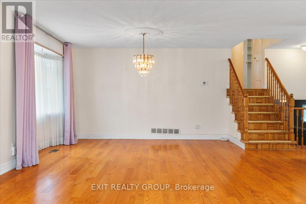 Property at 84 PARKVIEW HEIGHTS image 5