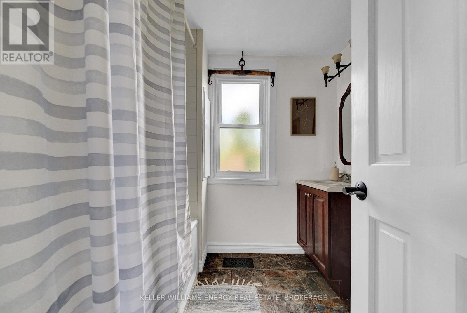 137 University Avenue W, Cobourg, Ontario  K9A 2H1 - Photo 20 - X12181450