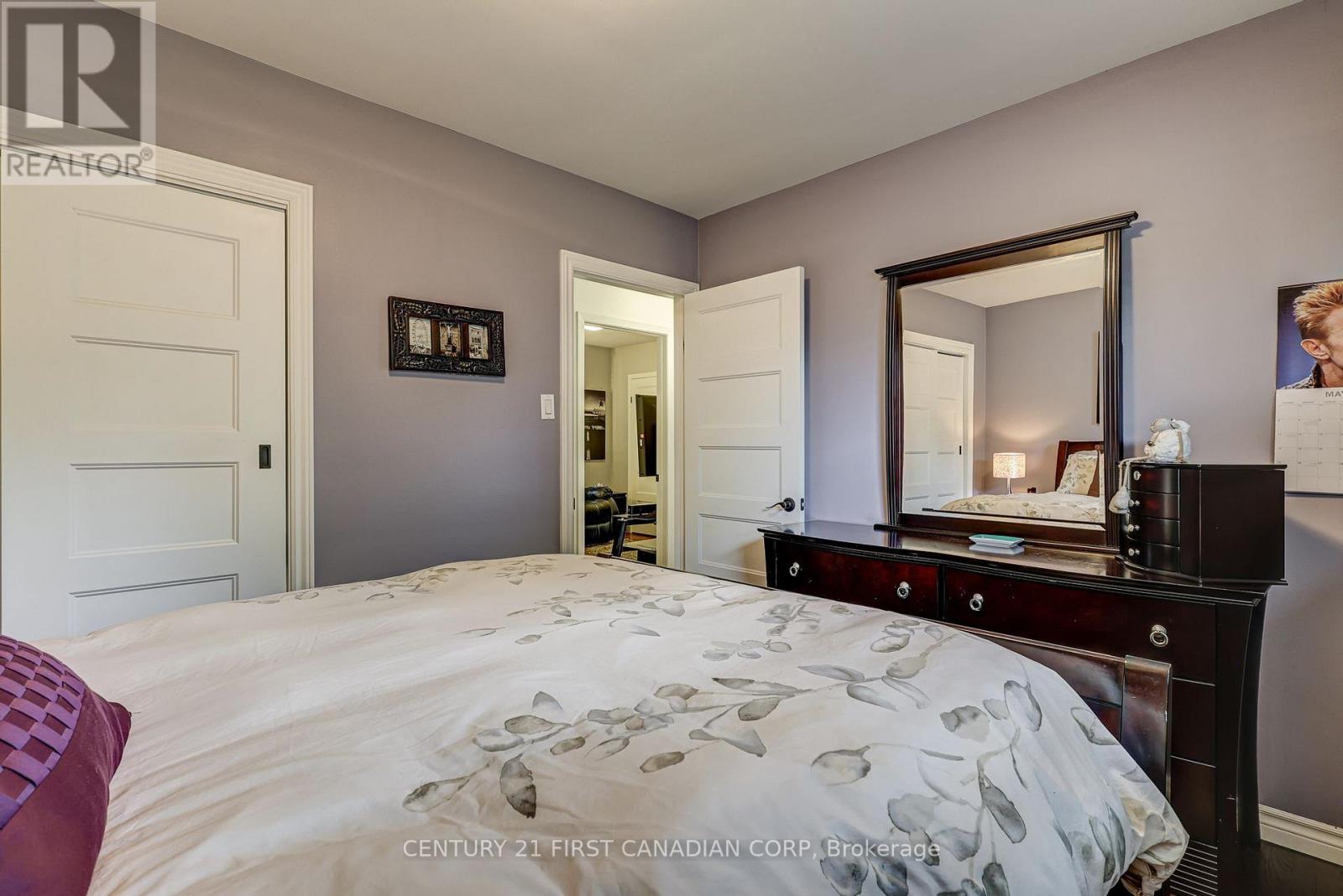116 Downing Crescent, London South, Ontario  N6C 3C8 - Photo 20 - X12181413
