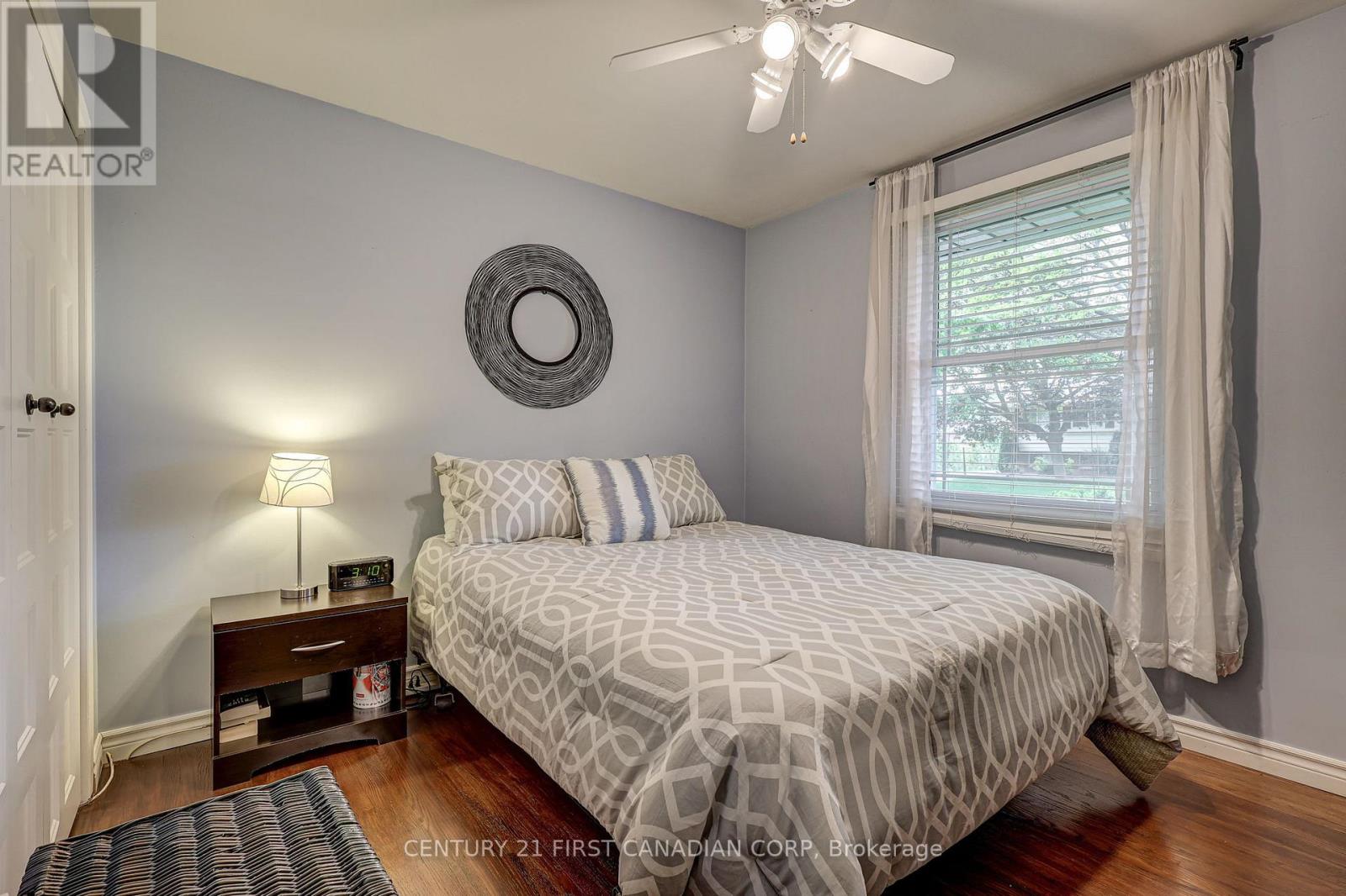 116 Downing Crescent, London South, Ontario  N6C 3C8 - Photo 21 - X12181413