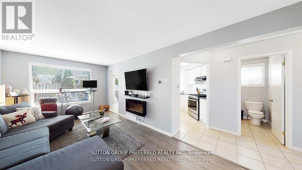 140 Rossmore Court, London South, Ontario  N6C 6B9 - Photo 11 - X12181419