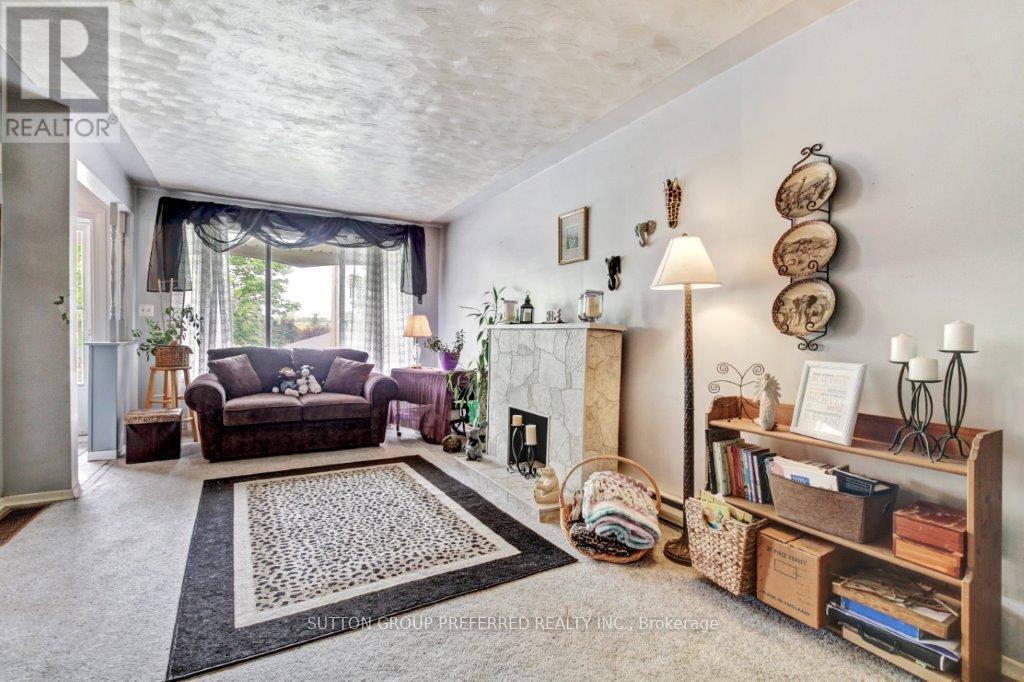 Property at 27A WARREN ROAD image 4