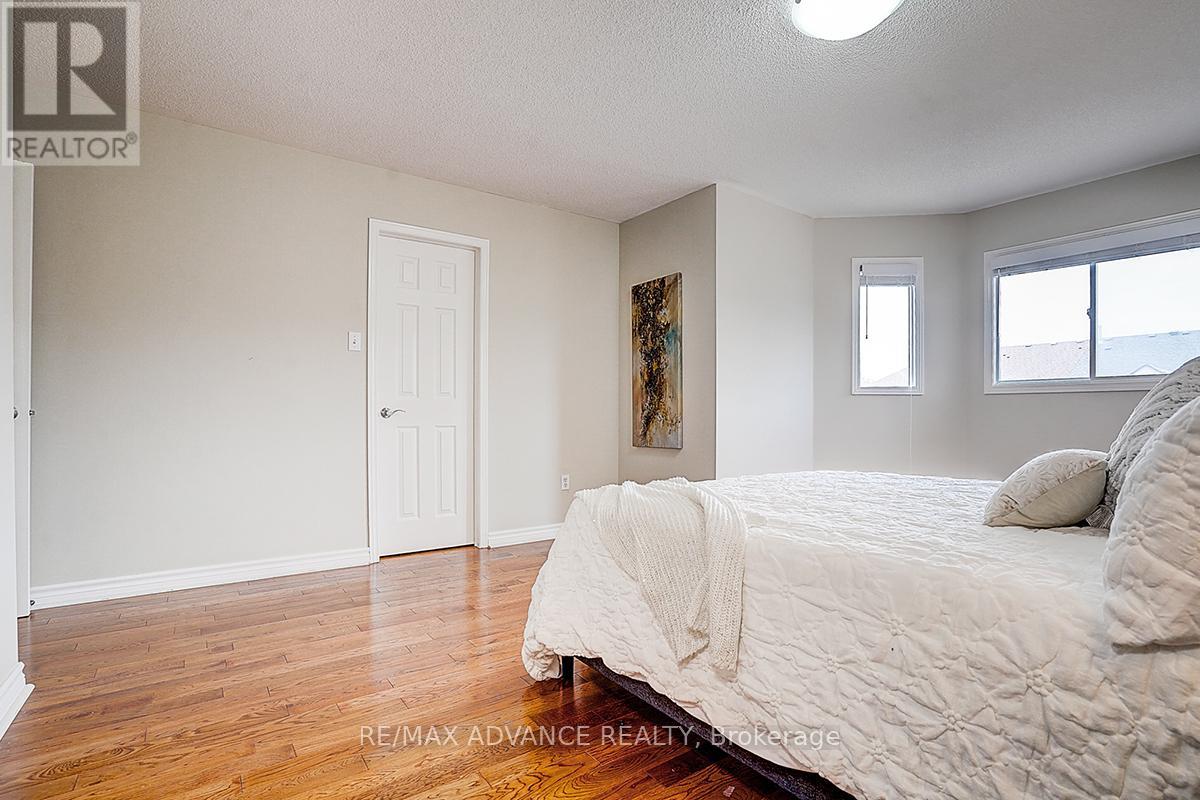 180 Trail Ridge Lane, Markham, Ontario  L6C 2C5 - Photo 32 - N12181157