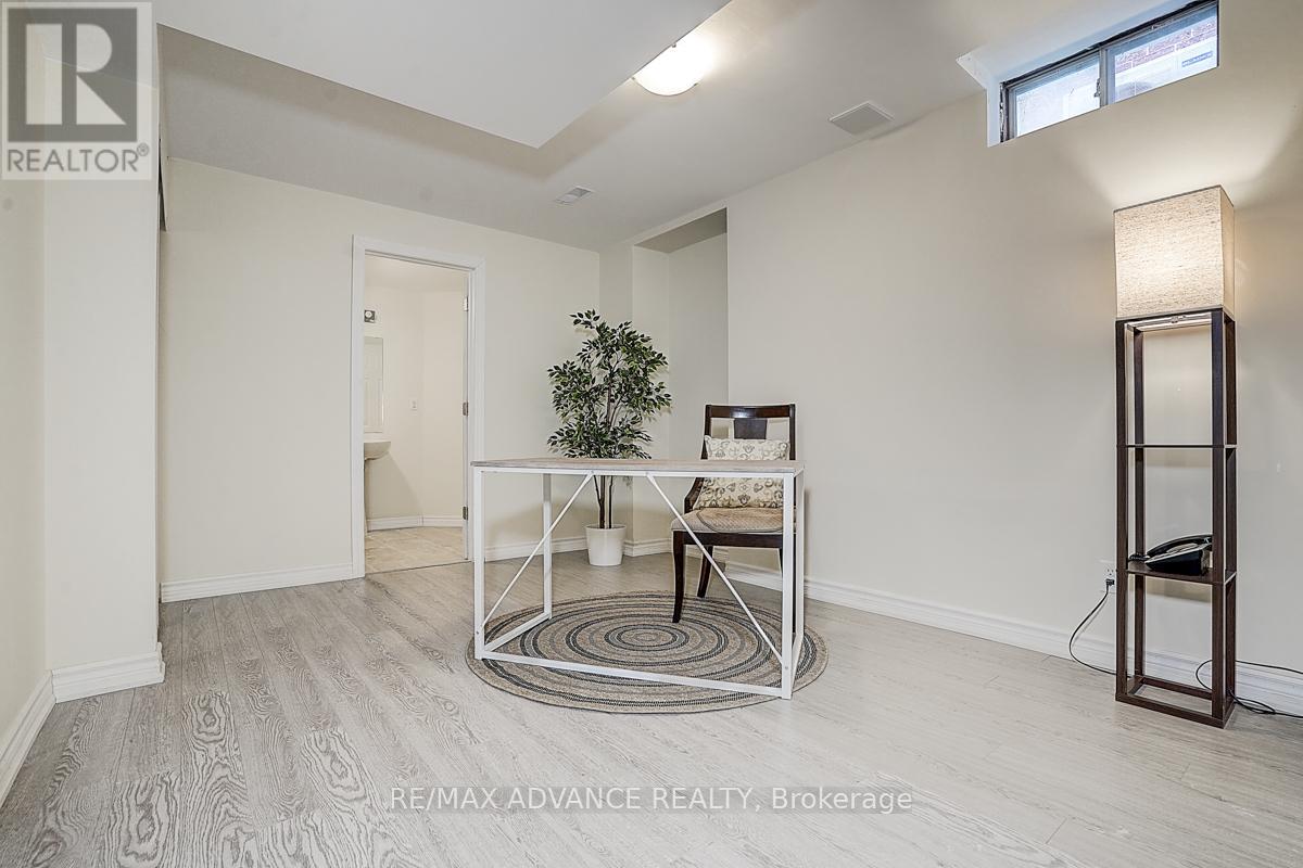 180 Trail Ridge Lane, Markham, Ontario  L6C 2C5 - Photo 44 - N12181157