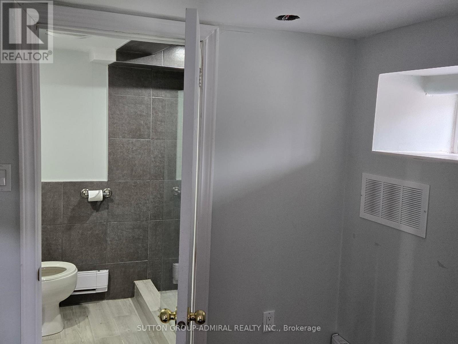 119 Barrie Street, Bradford West Gwillimbury, Ontario  L3Z 2B4 - Photo 13 - N12181191