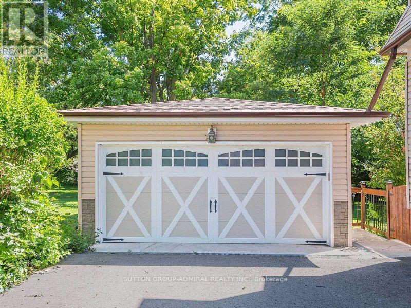 119 Barrie Street, Bradford West Gwillimbury, Ontario  L3Z 2B4 - Photo 4 - N12181191