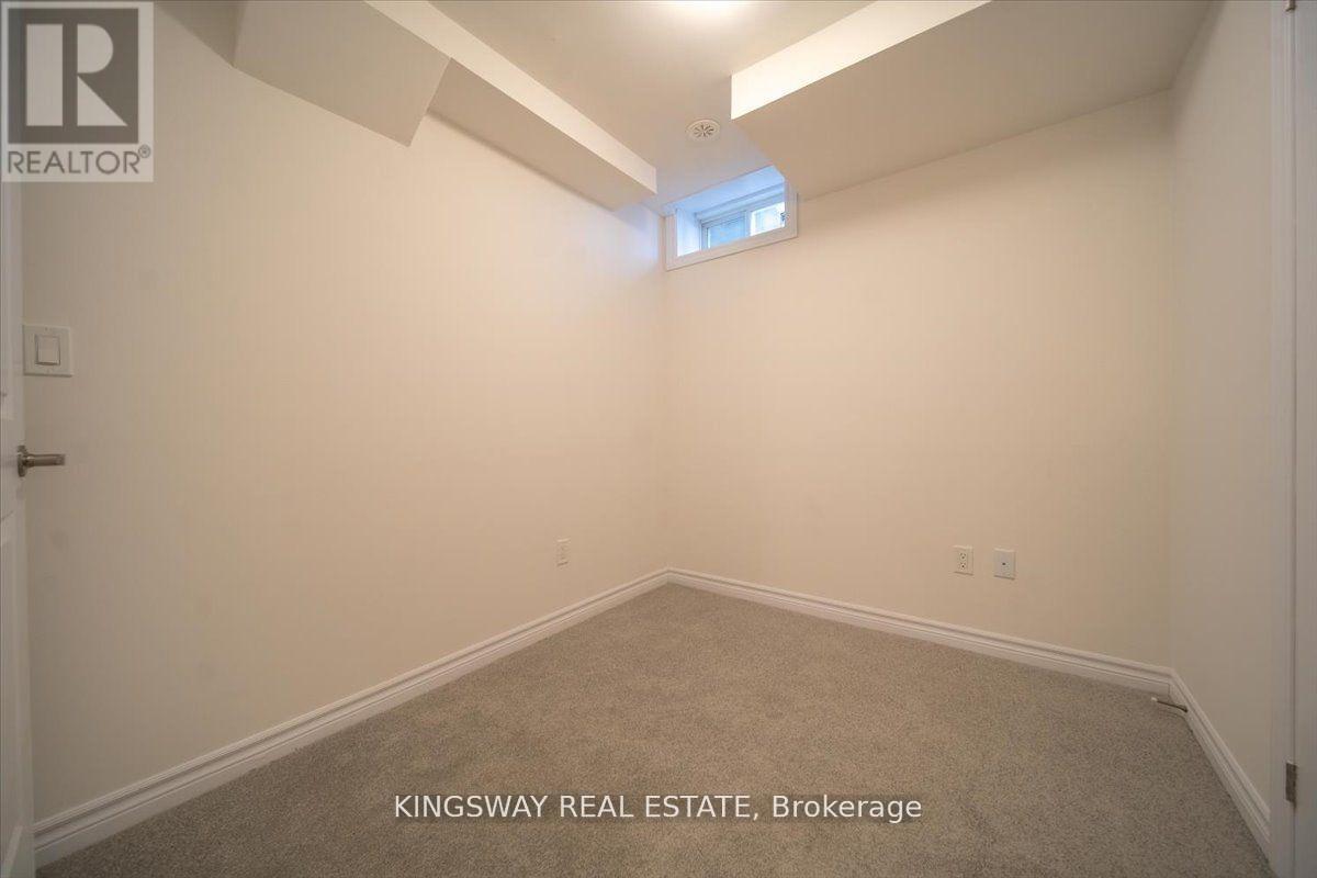 27 Paradox Street, Vaughan (Elder Mills), Ontario  L4L 1A7 - Photo 26 - N12181196