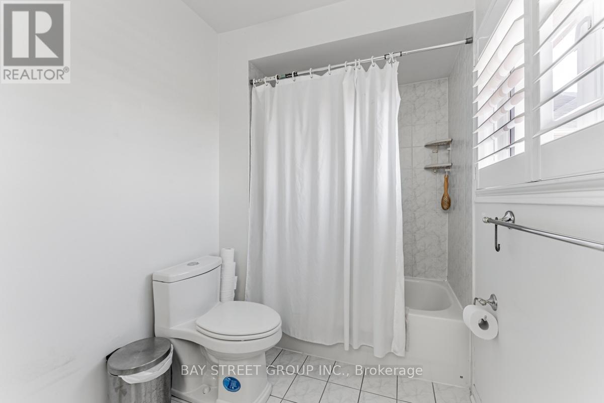 98 Royalpark Way, Vaughan, Ontario  L4H 1J5 - Photo 20 - N12181214
