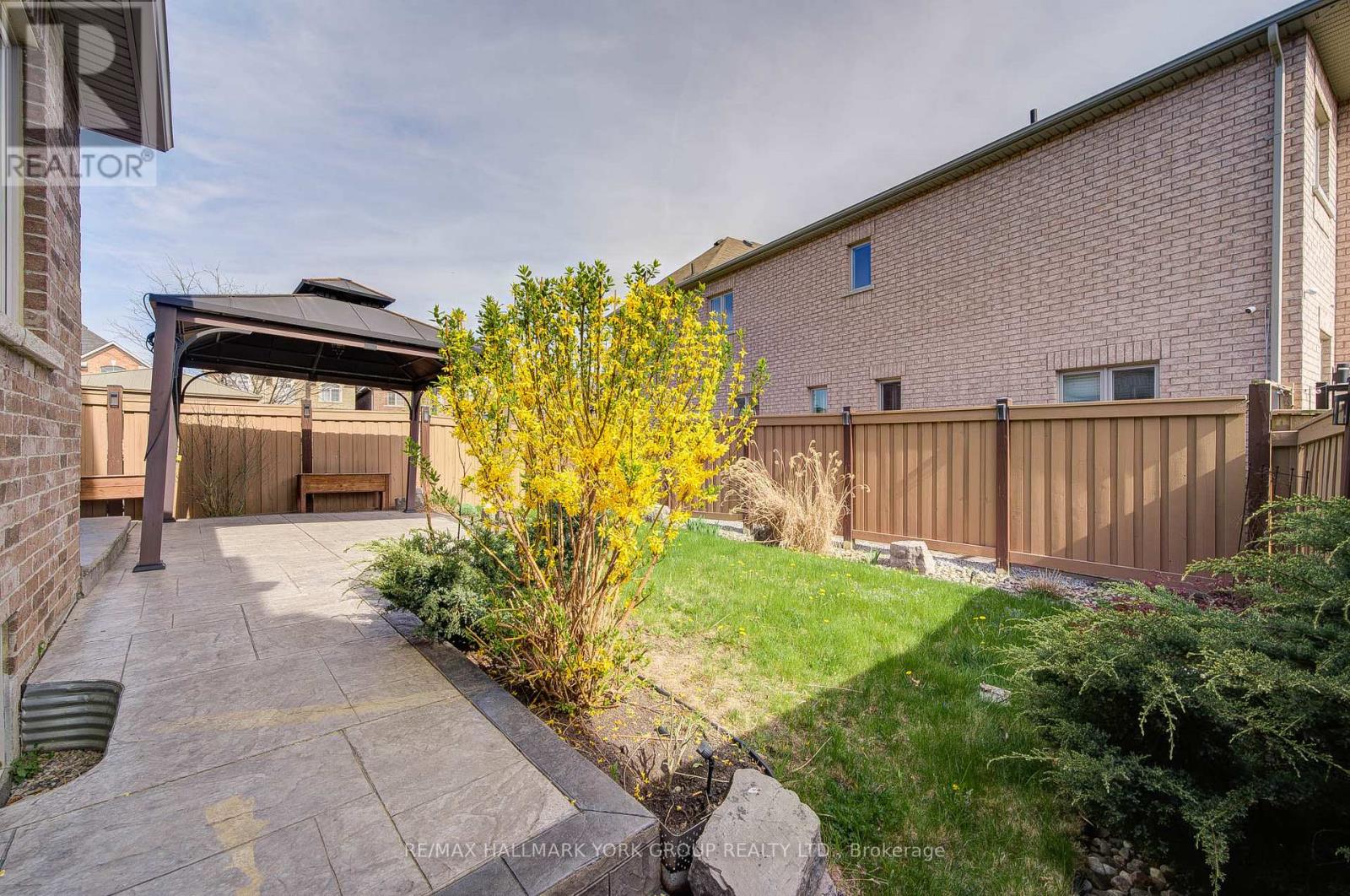 1172 Blencowe Crescent, Newmarket, Ontario  L3X 0C3 - Photo 48 - N12181217