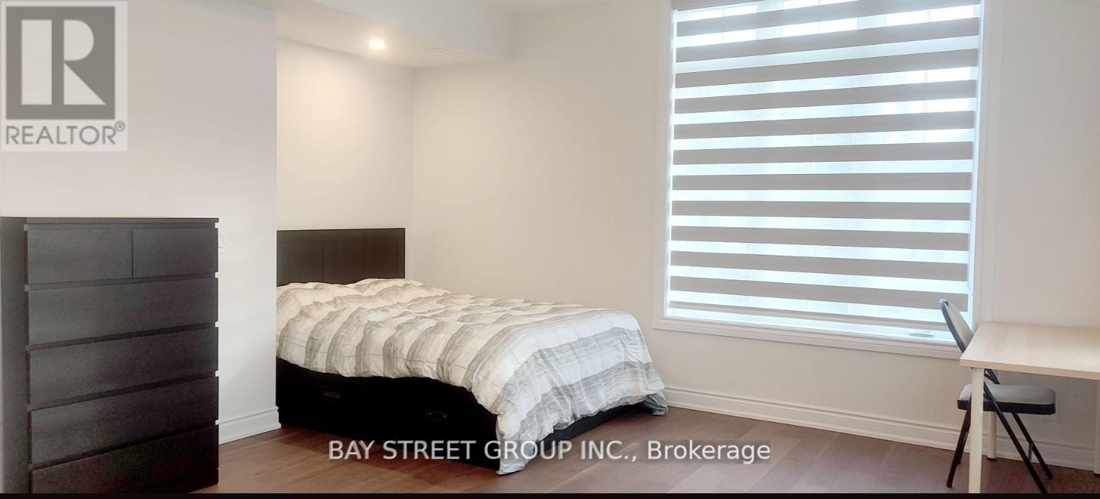 Loft - 92 Dancers Drive, Markham (Angus Glen), Ontario  L6C 3J9 - Photo 2 - N12181222