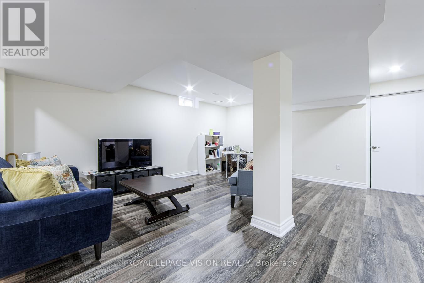 23 Sunnyside Hill Road, Markham, Ontario  L6B 0X5 - Photo 37 - N12181281