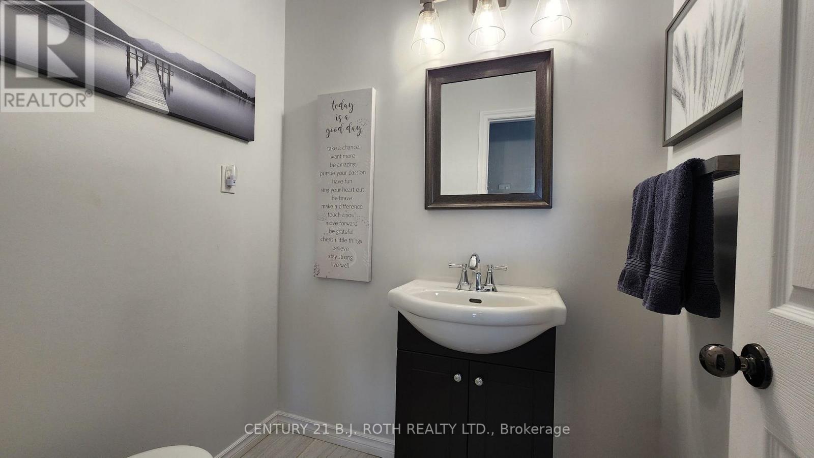1252 Shore Acres Drive, Innisfil, Ontario  L0L 1R0 - Photo 17 - N12181287