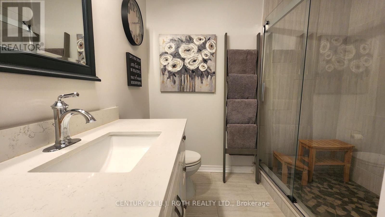 1252 Shore Acres Drive, Innisfil, Ontario  L0L 1R0 - Photo 26 - N12181287