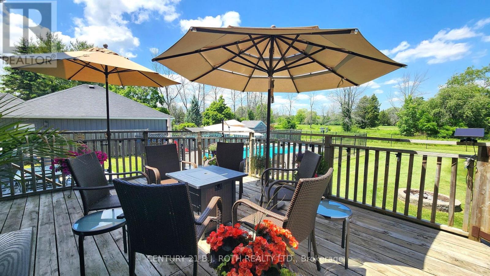 1252 Shore Acres Drive, Innisfil, Ontario  L0L 1R0 - Photo 9 - N12181287