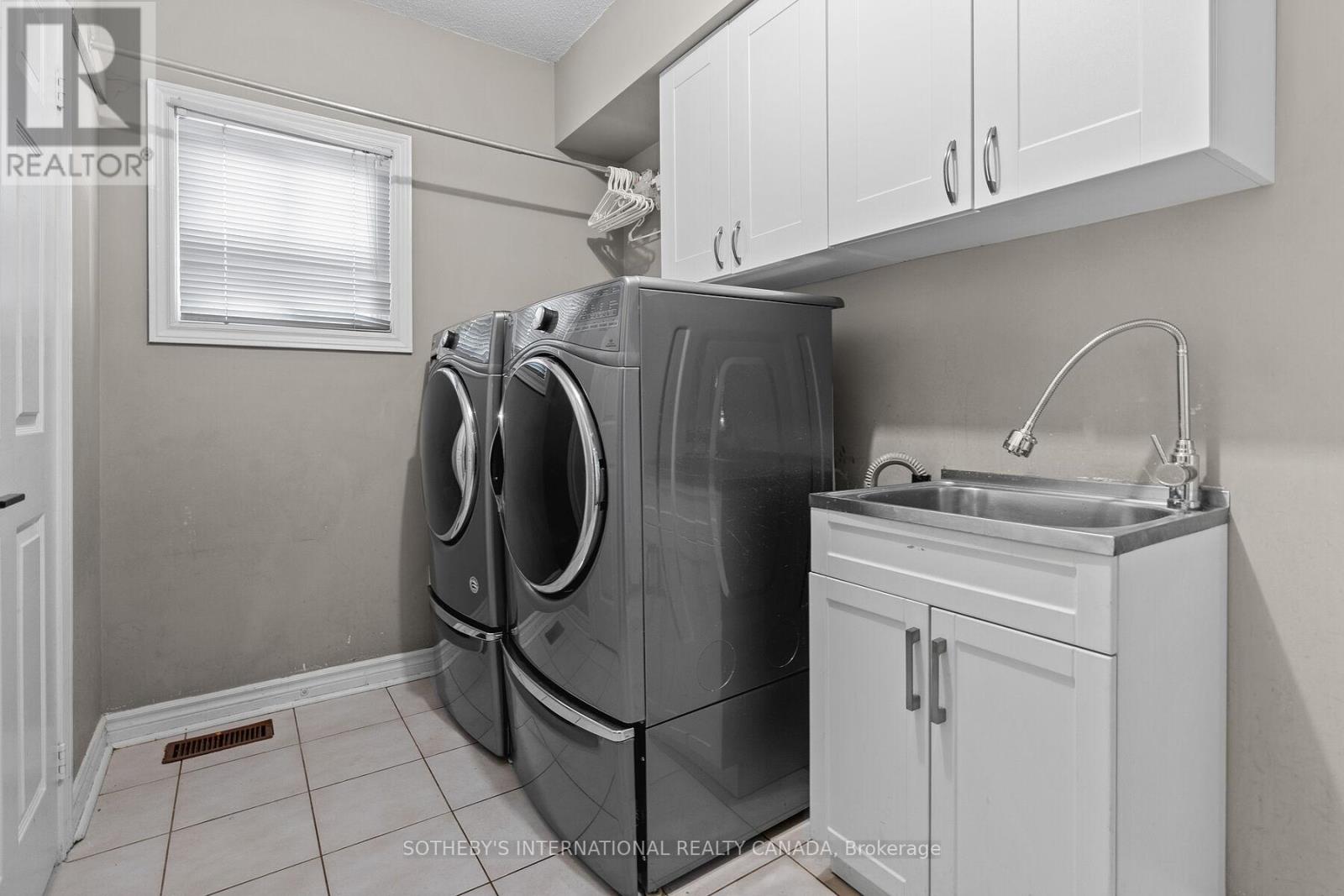 23 Woodchester Court, Vaughan (Beverley Glen), Ontario  L4J 7V6 - Photo 37 - N12181316