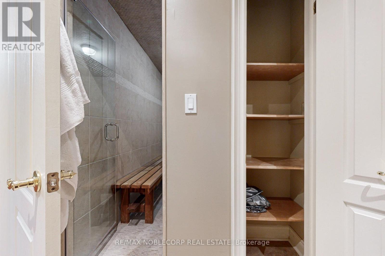 86 Novaview Crescent, Vaughan (East Woodbridge), Ontario  L4L 9L7 - Photo 45 - N12181339