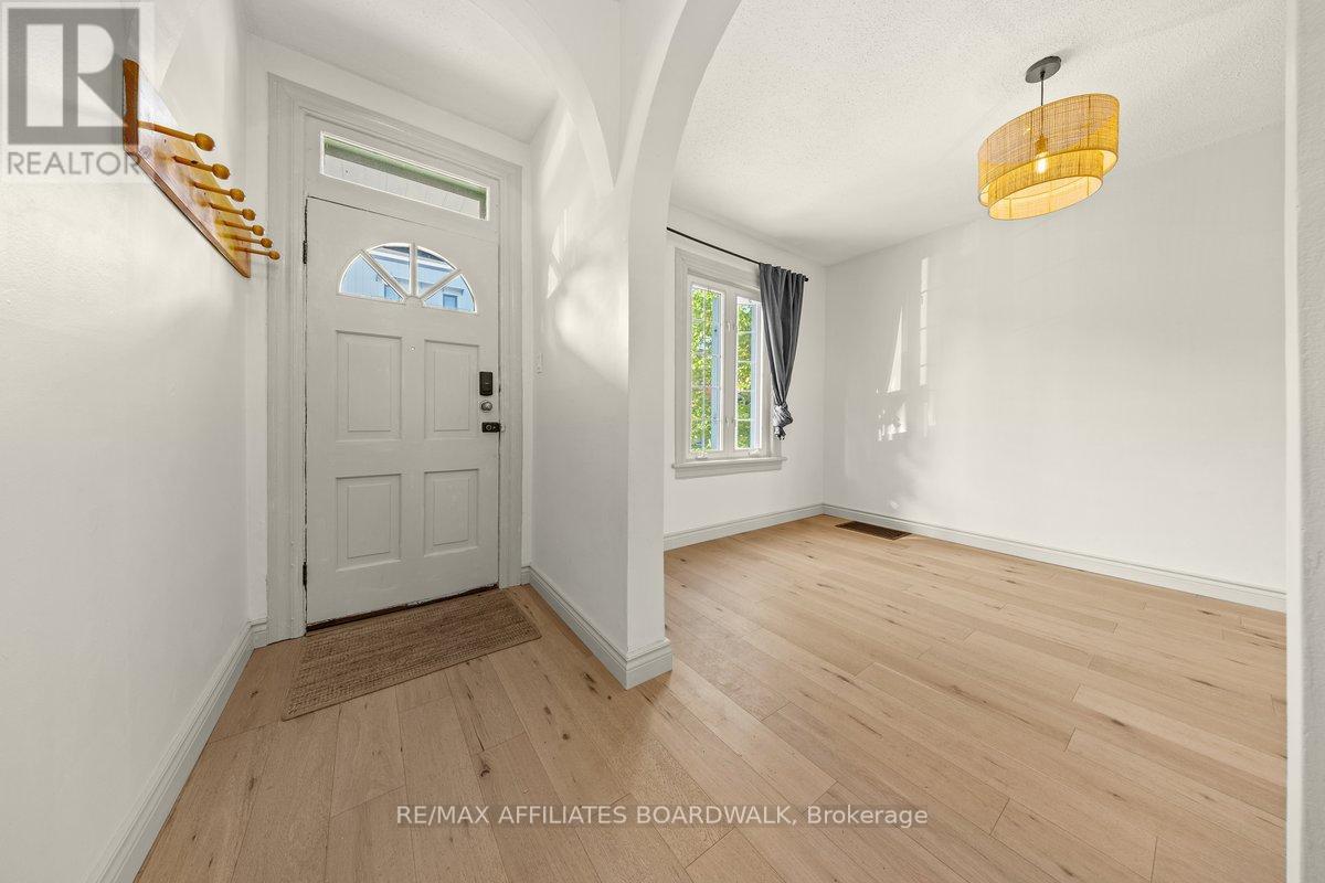 Property at 154 ARLINGTON AVENUE image 5