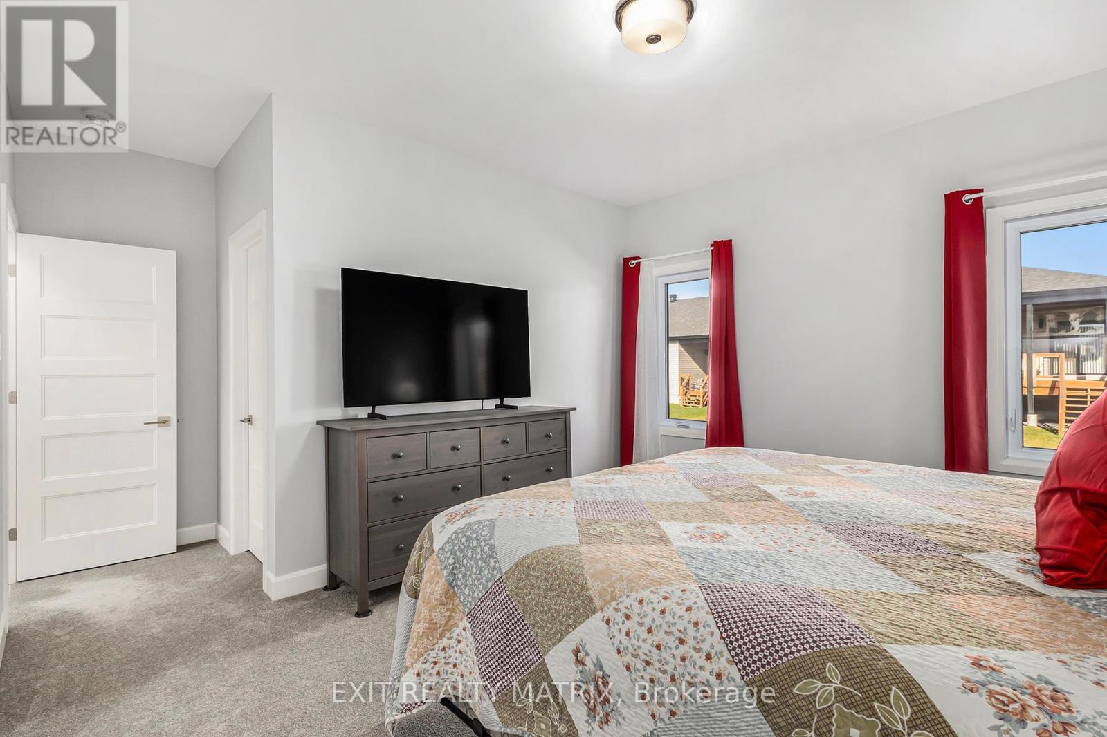 1310 Fribourg Street, Russell, Ontario  K0A 1W0 - Photo 14 - X12181451