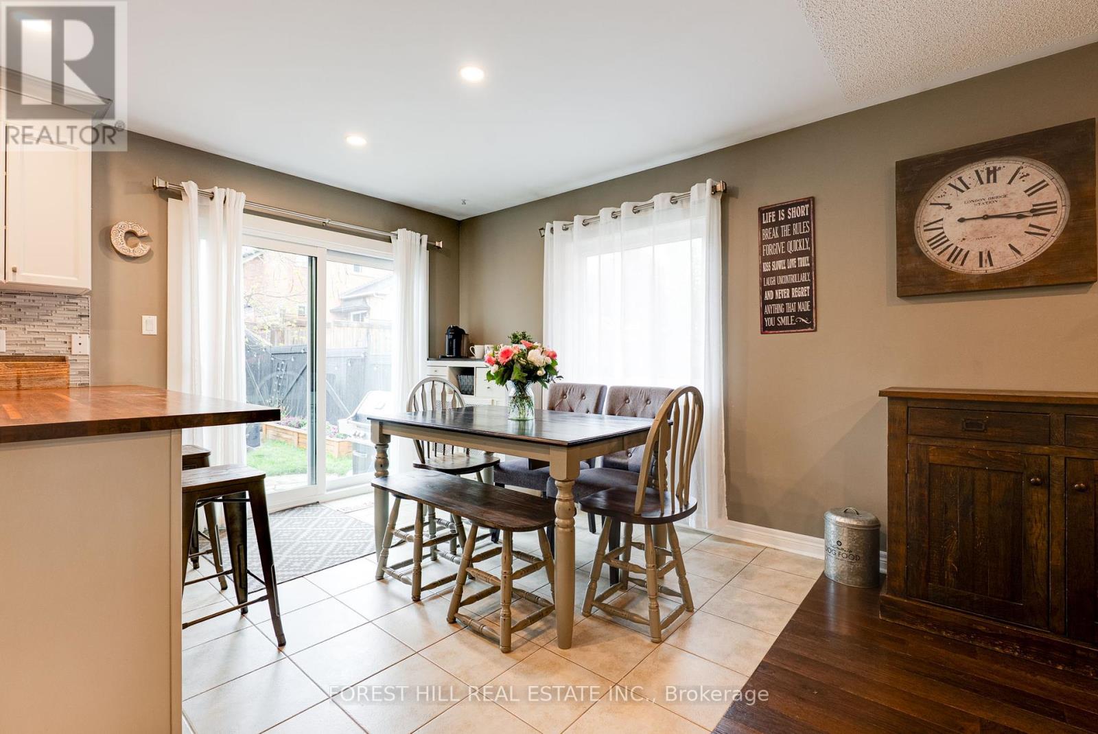 44 Prince Of Wales Drive, Barrie, Ontario  L4N 0T1 - Photo 11 - S12181192