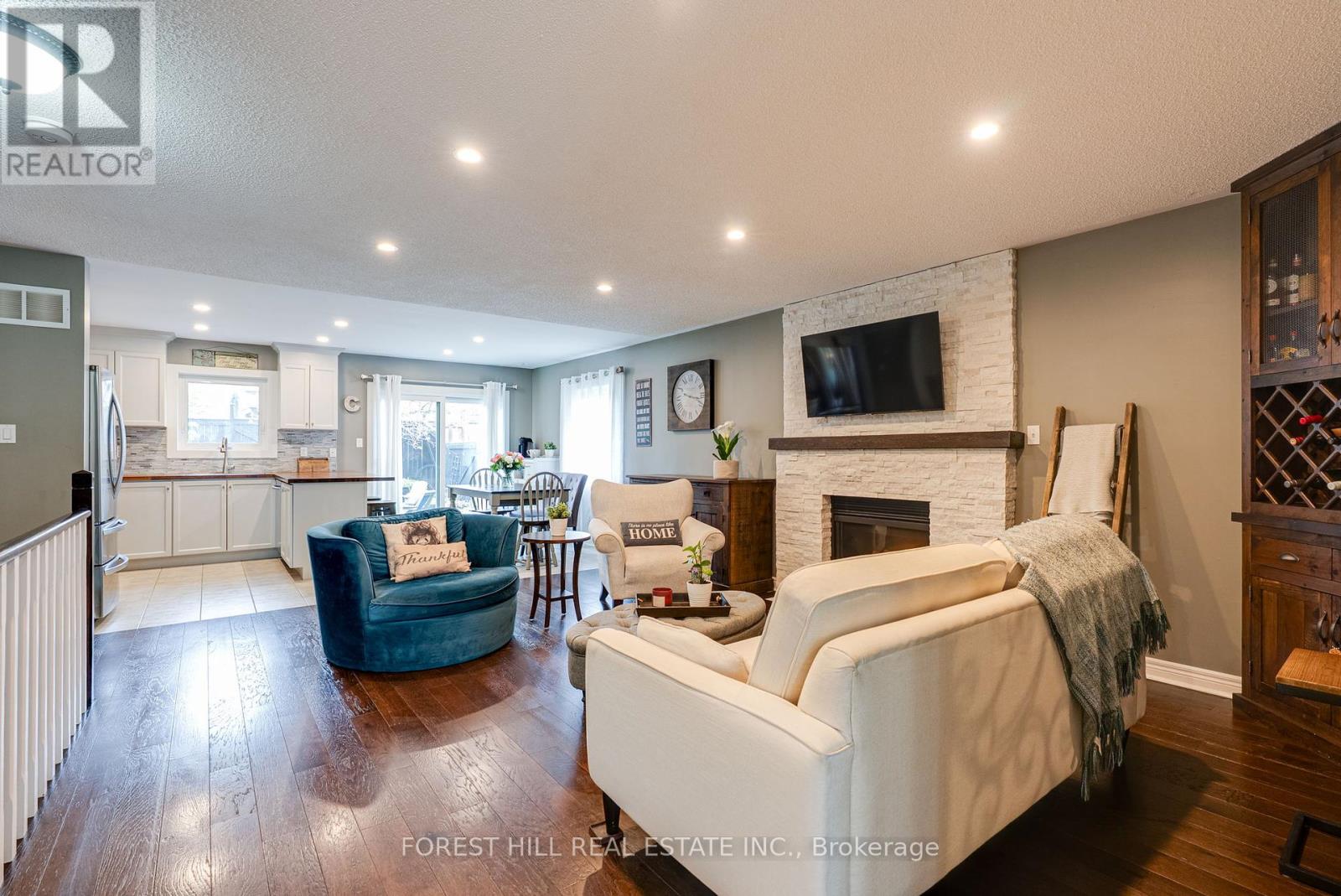 44 Prince Of Wales Drive, Barrie, Ontario  L4N 0T1 - Photo 16 - S12181192