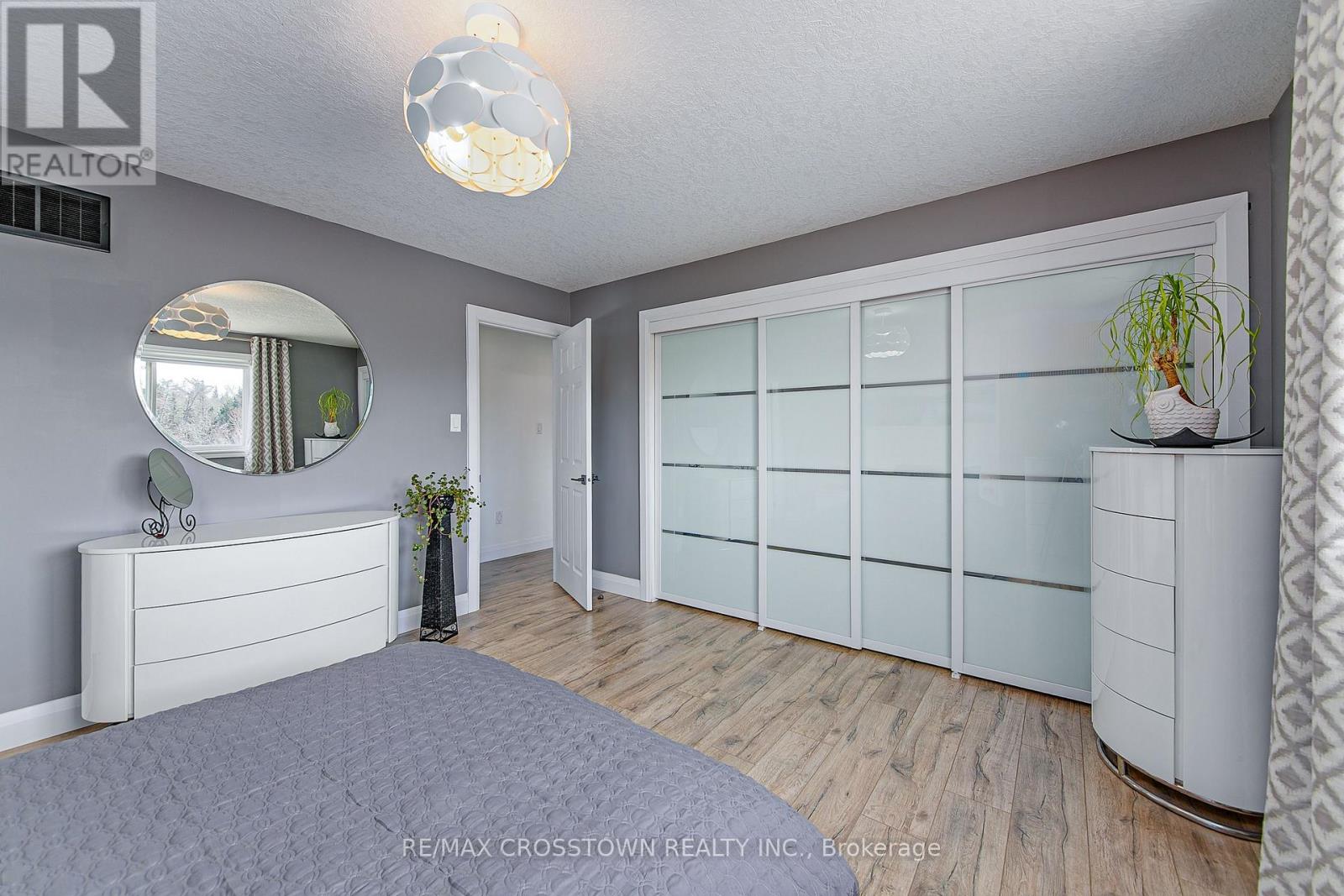 56 Graihawk Drive, Barrie, Ontario  L4N 6G7 - Photo 20 - S12181343