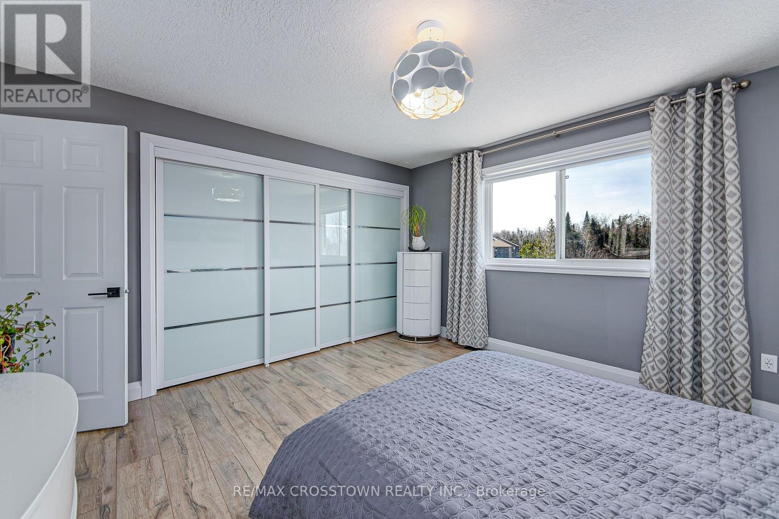 56 Graihawk Drive, Barrie, Ontario  L4N 6G7 - Photo 21 - S12181343