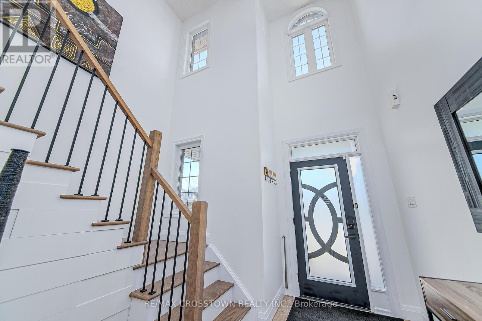 56 Graihawk Drive, Barrie, Ontario  L4N 6G7 - Photo 4 - S12181343
