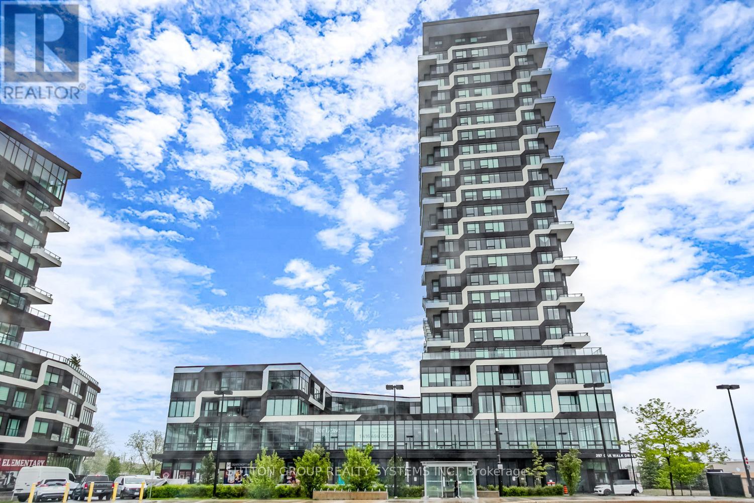 1906 - 297 Oak Walk Drive, Oakville (Ro River Oaks), Ontario  L6H 3R6 - Photo 1 - W12181170