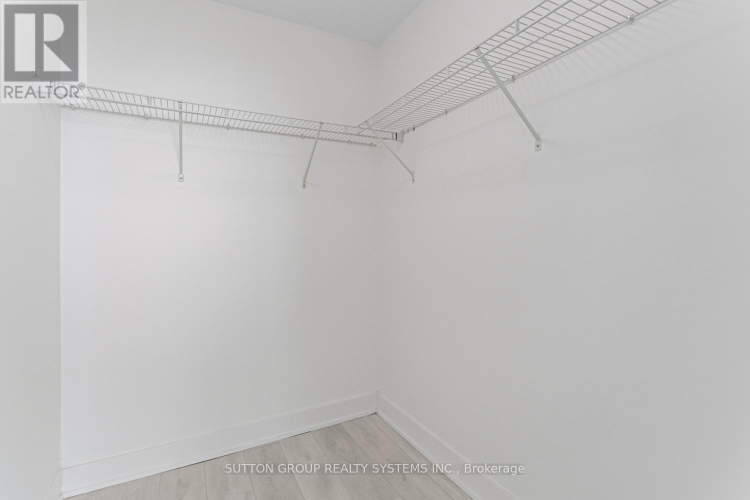 1906 - 297 Oak Walk Drive, Oakville (Ro River Oaks), Ontario  L6H 3R6 - Photo 21 - W12181170