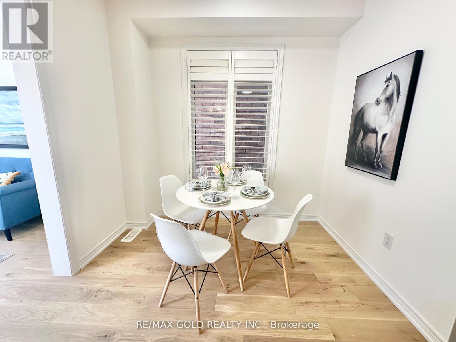 111 Huguenot Road, Oakville, Ontario  L6H 0M3 - Photo 28 - W12181171