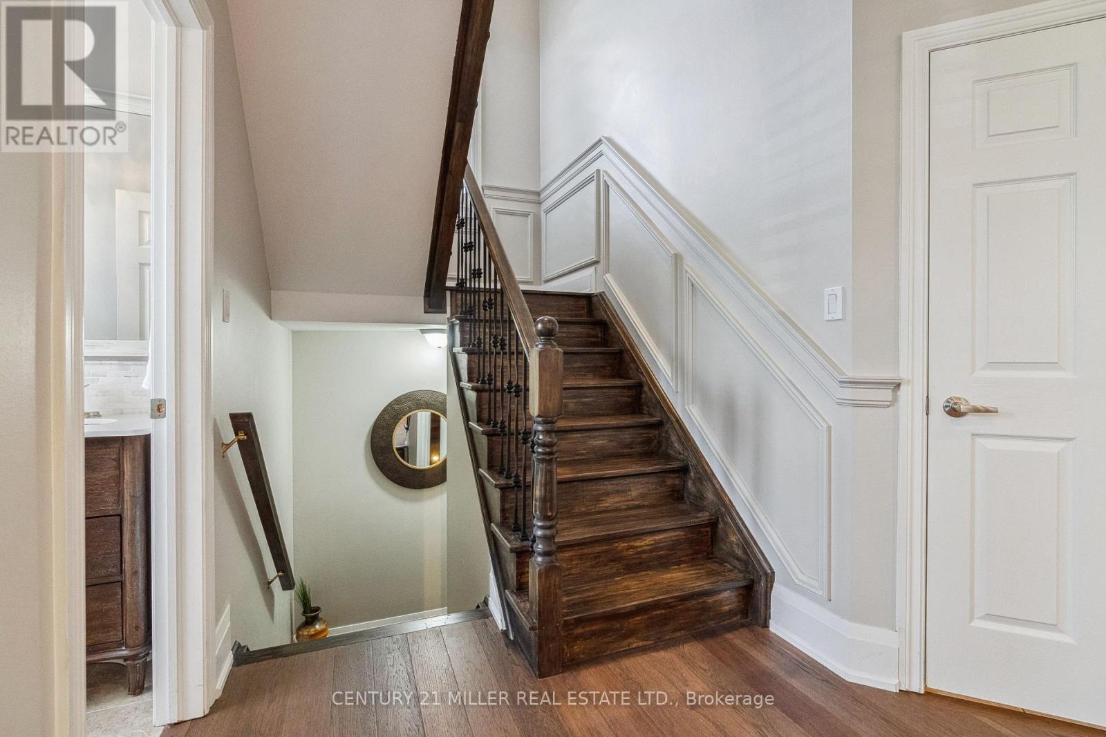2074 Springdale Road, Oakville, Ontario  L6M 4C7 - Photo 15 - W12181175