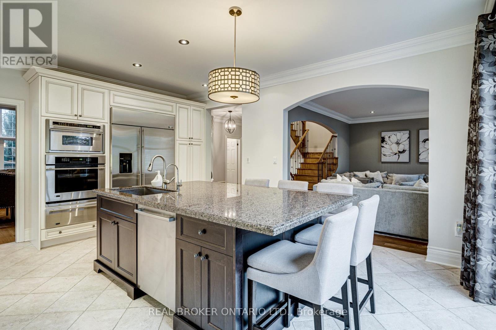 2197 Wuthering Heights Way, Oakville, Ontario  L6M 0A3 - Photo 8 - W12181211