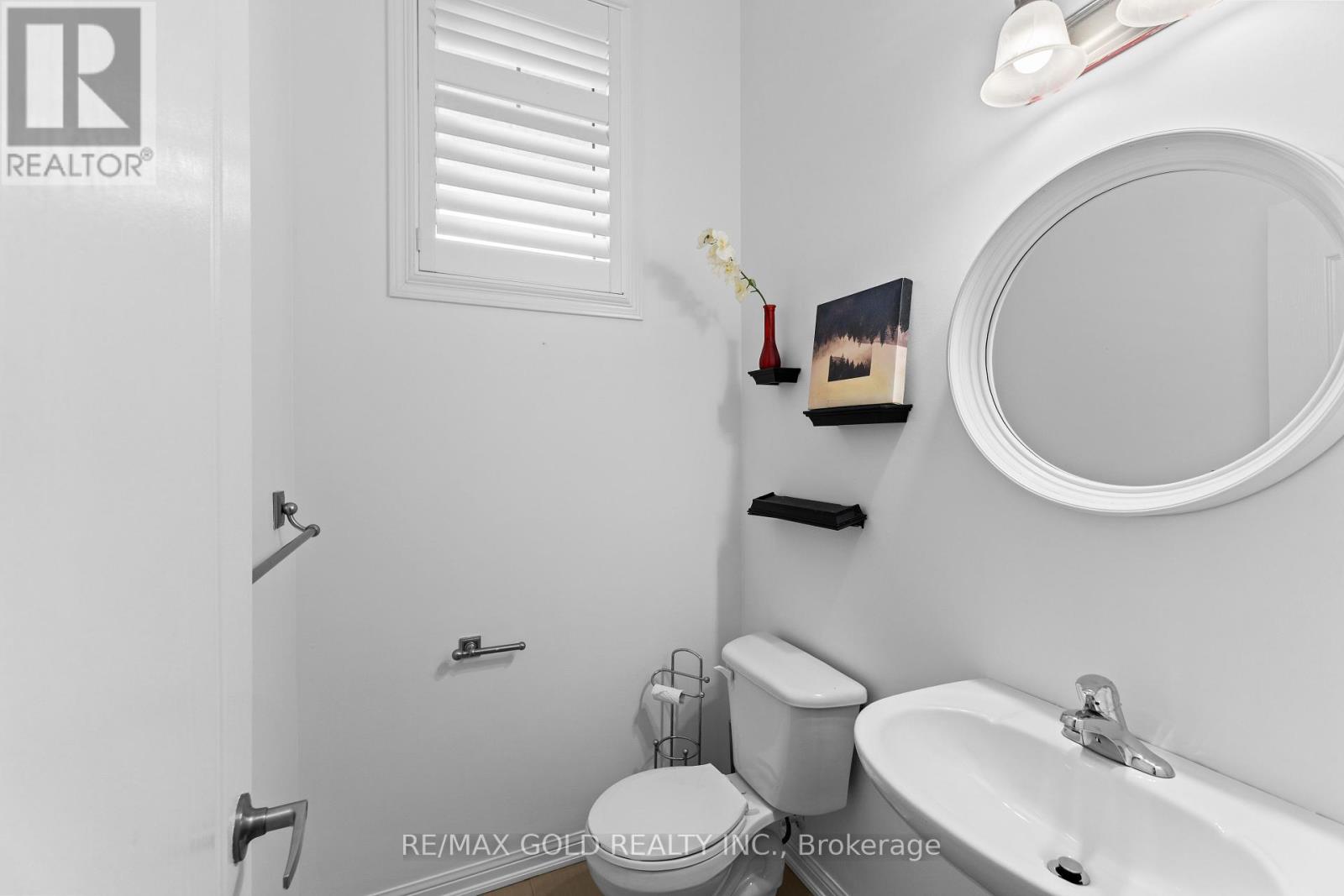 15 Agricola Road, Brampton (Northwest Brampton), Ontario  L7A 0V1 - Photo 9 - W12181250