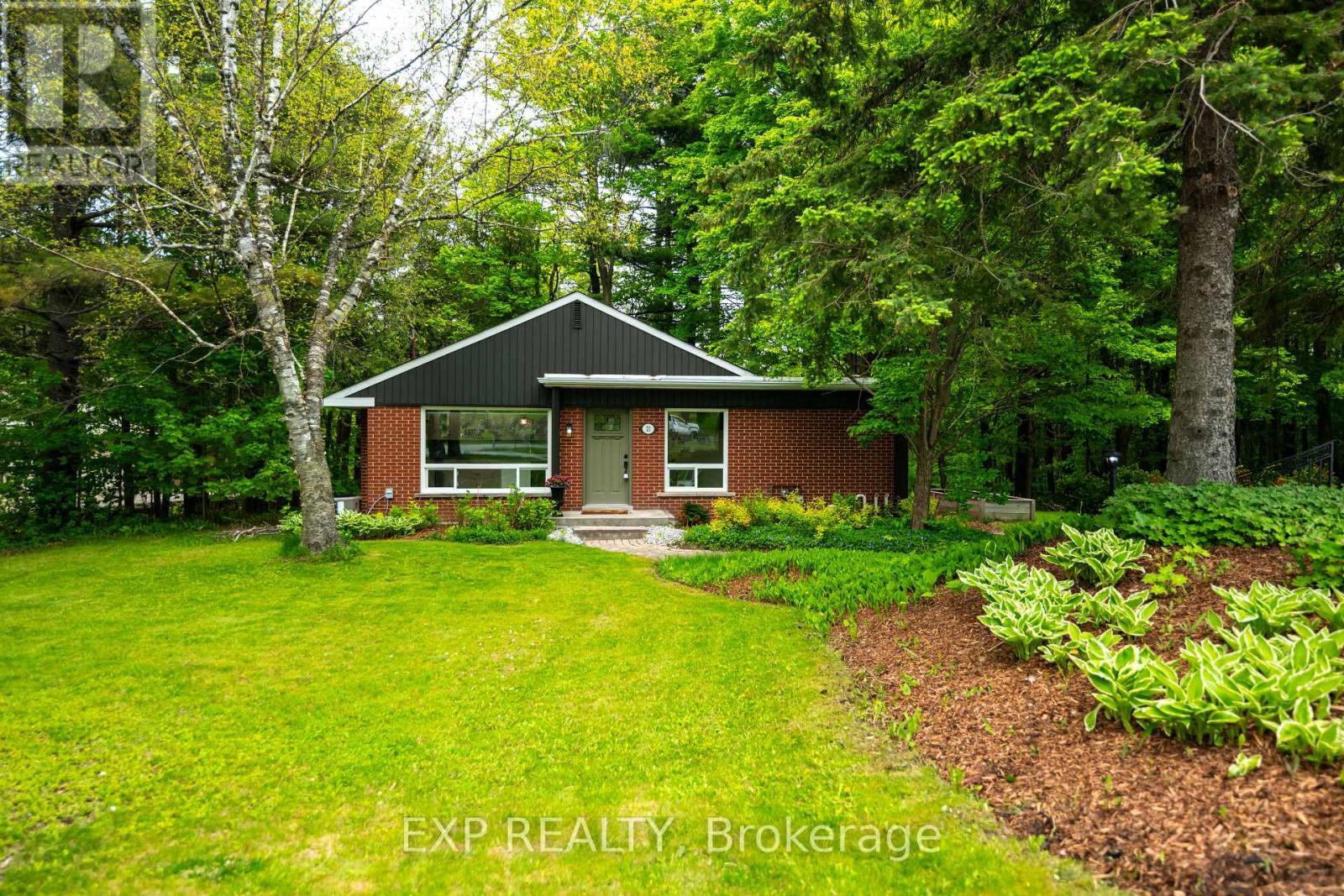 21 VETERAN'S WAY, Orangeville, Ontario