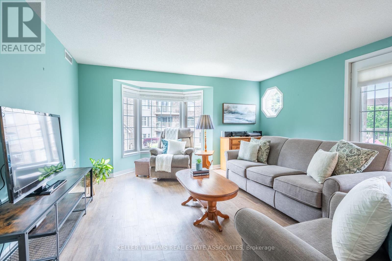 B208 - 216 Plains Road W, Burlington (Bayview), Ontario  L7T 4K9 - Photo 19 - W12181352