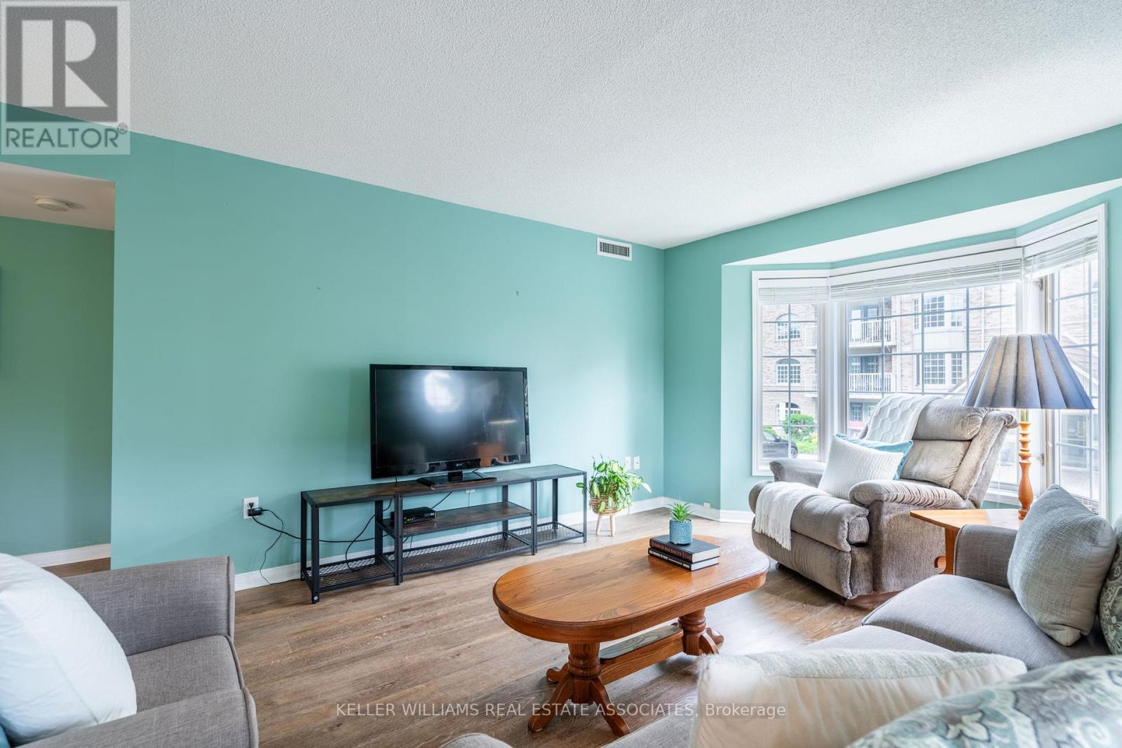 B208 - 216 Plains Road W, Burlington (Bayview), Ontario  L7T 4K9 - Photo 21 - W12181352