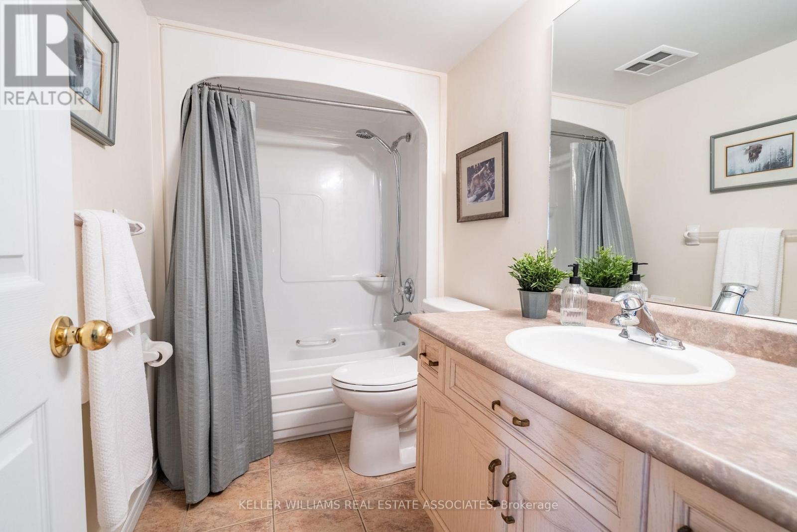 B208 - 216 Plains Road W, Burlington (Bayview), Ontario  L7T 4K9 - Photo 23 - W12181352