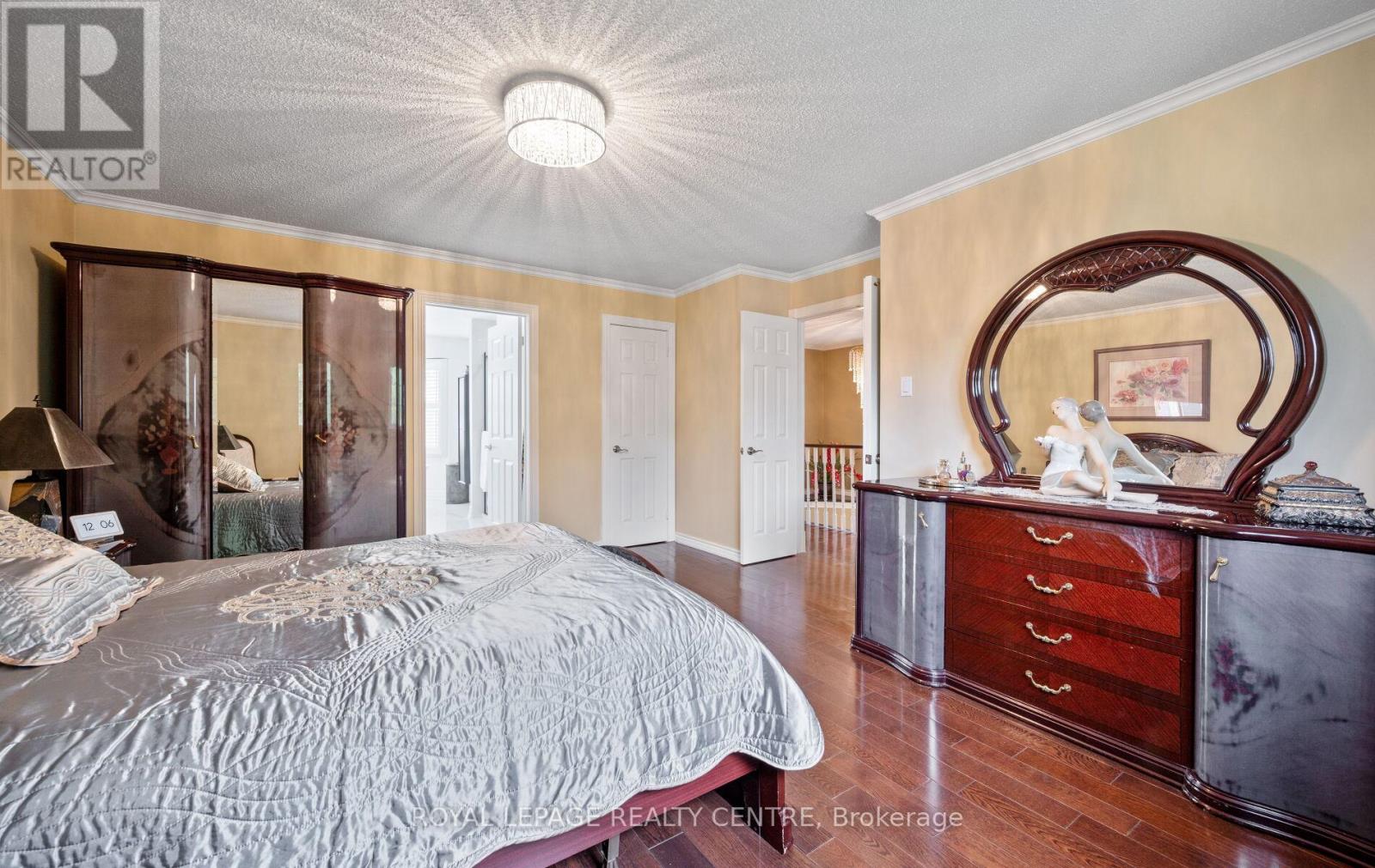 4383 Mayflower Drive, Mississauga (Hurontario), Ontario  L5R 1T4 - Photo 21 - W12181360